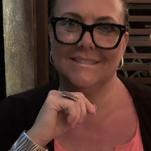 Meet your Posher, Kristin